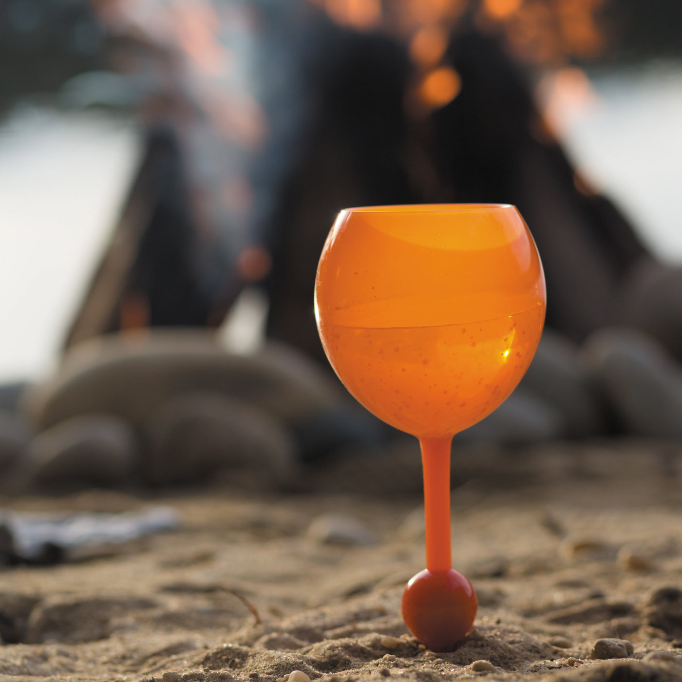 Floating And Self Standing Beach Wine Glass